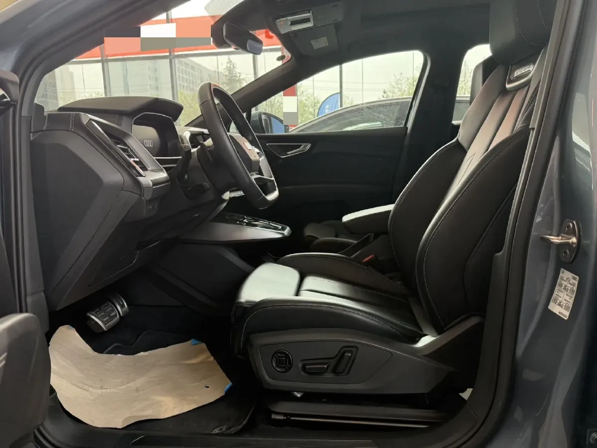 2024 Audi Q4 e-tron BEV 84.8KWH,autocango,china used car exporter,china ev exporter,chinese used car exporter,chinese used ev exporter