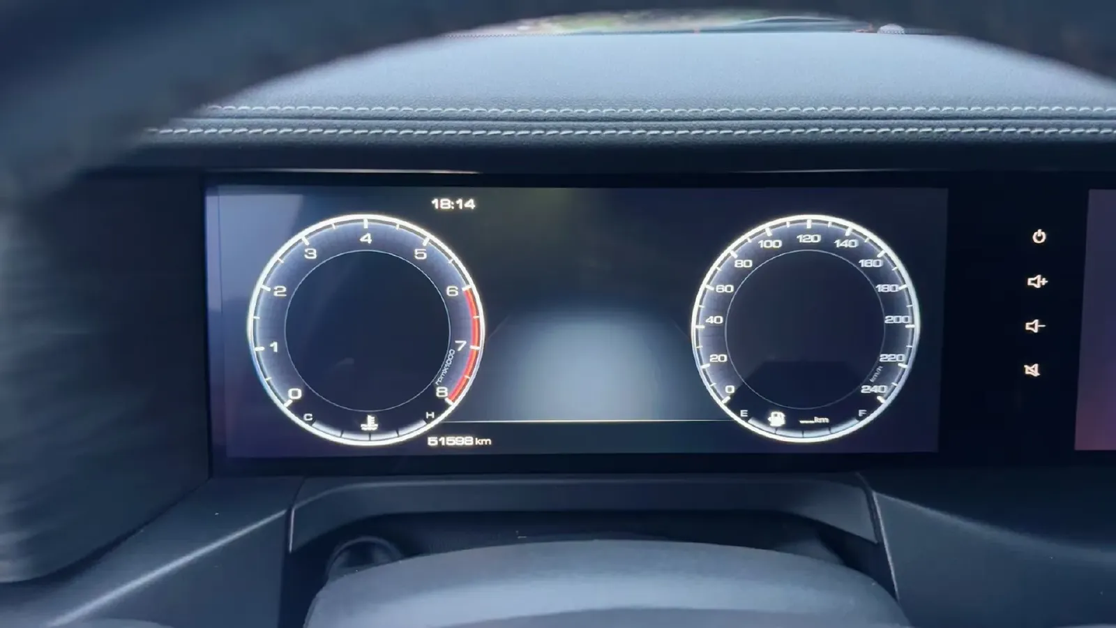 2024 Tank 300 2.0T 227HP L4 8AT,autocango,china used car exporter,china ev exporter,chinese used car exporter,chinese used ev exporter