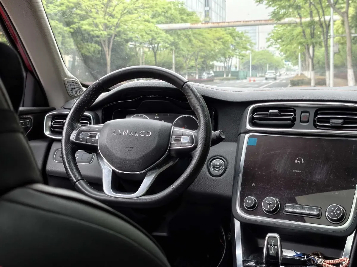 2019 LYNK&CO 01 2.0T 190HP L4 7DCT,autocango,china used car exporter,china ev exporter,chinese used car exporter,chinese used ev exporter