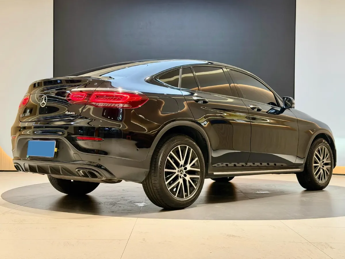 2021 Mercedes-Benz GLC Coupe 2.0T 258HP L4 9AT,autocango,china used car exporter,china ev exporter,chinese used car exporter,chinese used ev exporter