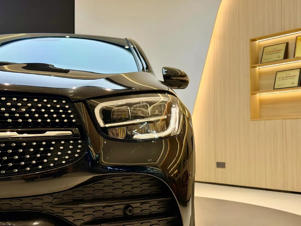 2021 Mercedes-Benz GLC Coupe 2.0T 258HP L4 9AT,autocango,china used car exporter,china ev exporter,chinese used car exporter,chinese used ev exporter