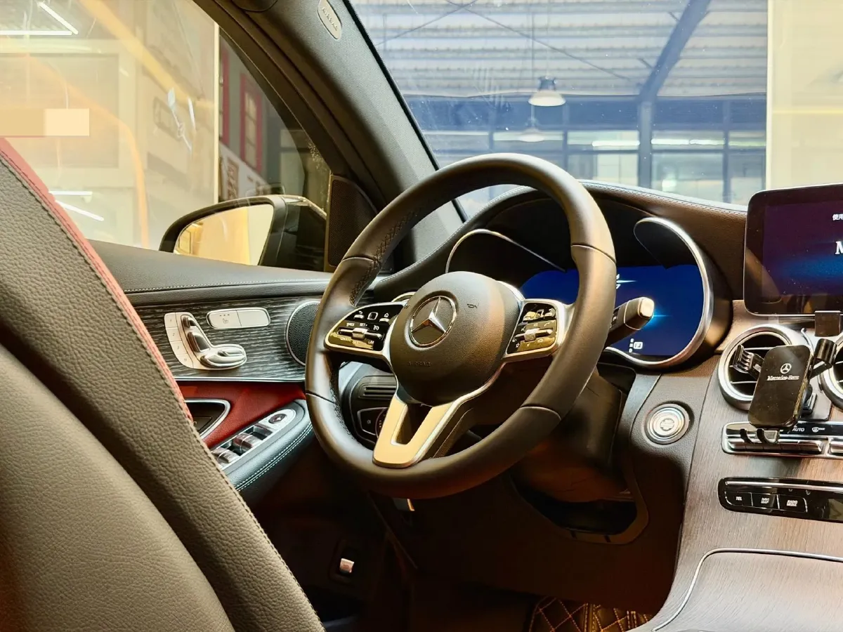 2021 Mercedes-Benz GLC Coupe 2.0T 258HP L4 9AT,autocango,china used car exporter,china ev exporter,chinese used car exporter,chinese used ev exporter