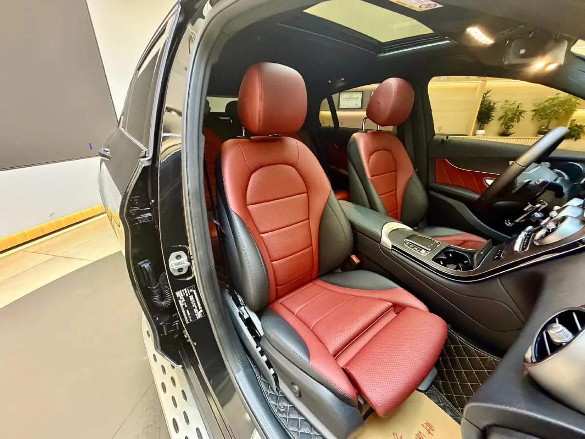 2021 Mercedes-Benz GLC Coupe 2.0T 258HP L4 9AT,autocango,china used car exporter,china ev exporter,chinese used car exporter,chinese used ev exporter