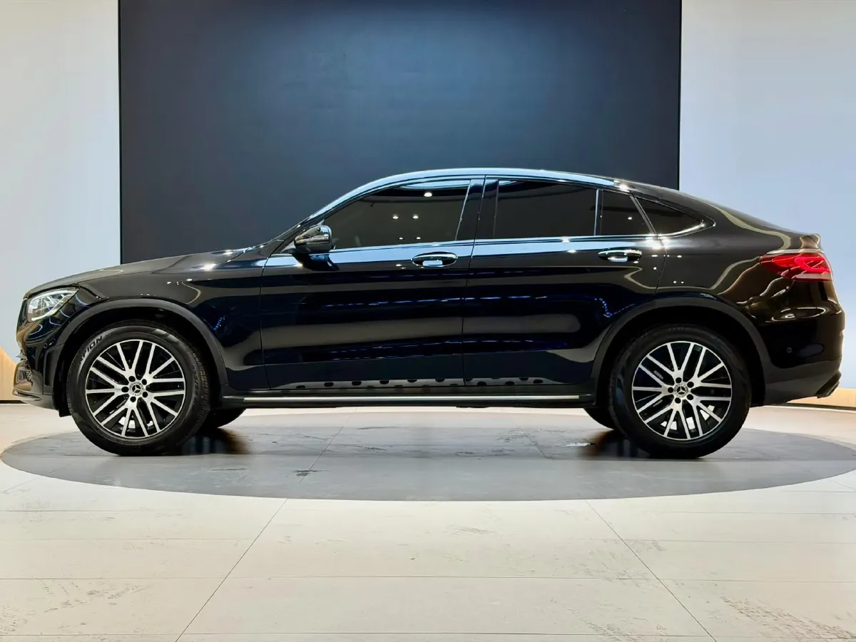 2021 Mercedes-Benz GLC Coupe 2.0T 258HP L4 9AT,autocango,china used car exporter,china ev exporter,chinese used car exporter,chinese used ev exporter