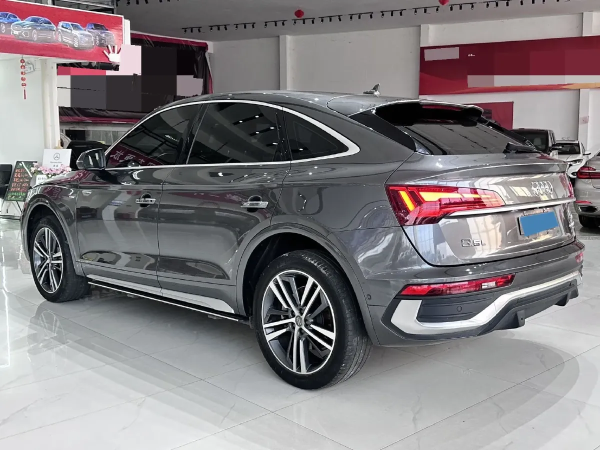 2021 Audi Q5L Sportback 2.0T 190HP L4 7DCT,autocango,china used car exporter,china ev exporter,chinese used car exporter,chinese used ev exporter