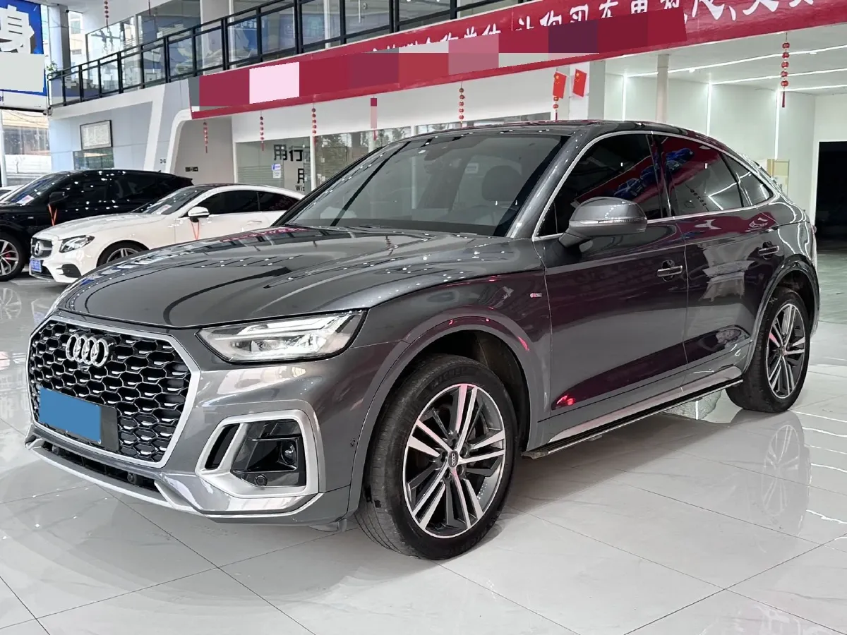 2021 Audi Q5L Sportback 2.0T 190HP L4 7DCT,autocango,china used car exporter,china ev exporter,chinese used car exporter,chinese used ev exporter