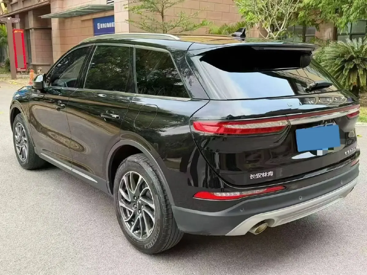2022 Lincoln Corsair 2.0T 245HP L4 8AT,autocango,china used car exporter,china ev exporter,chinese used car exporter,chinese used ev exporter
