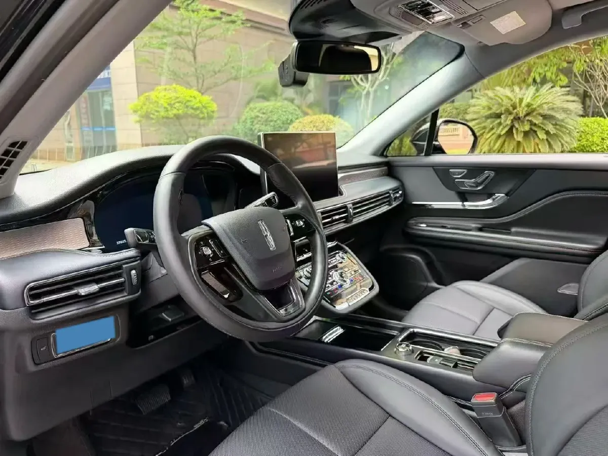 2022 Lincoln Corsair 2.0T 245HP L4 8AT,autocango,china used car exporter,china ev exporter,chinese used car exporter,chinese used ev exporter