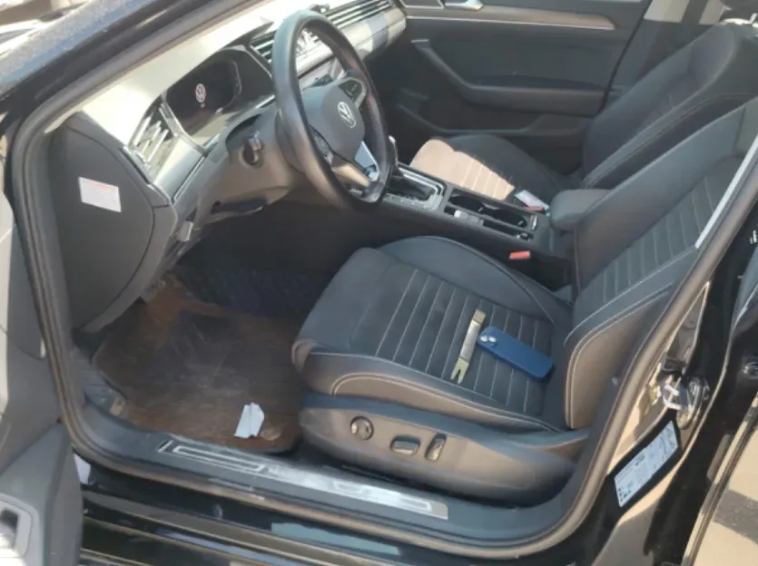 2020 Volkswagen Magotan 2.0T 186HP L4 7DCT,autocango,china used car exporter,china ev exporter,chinese used car exporter,chinese used ev exporter