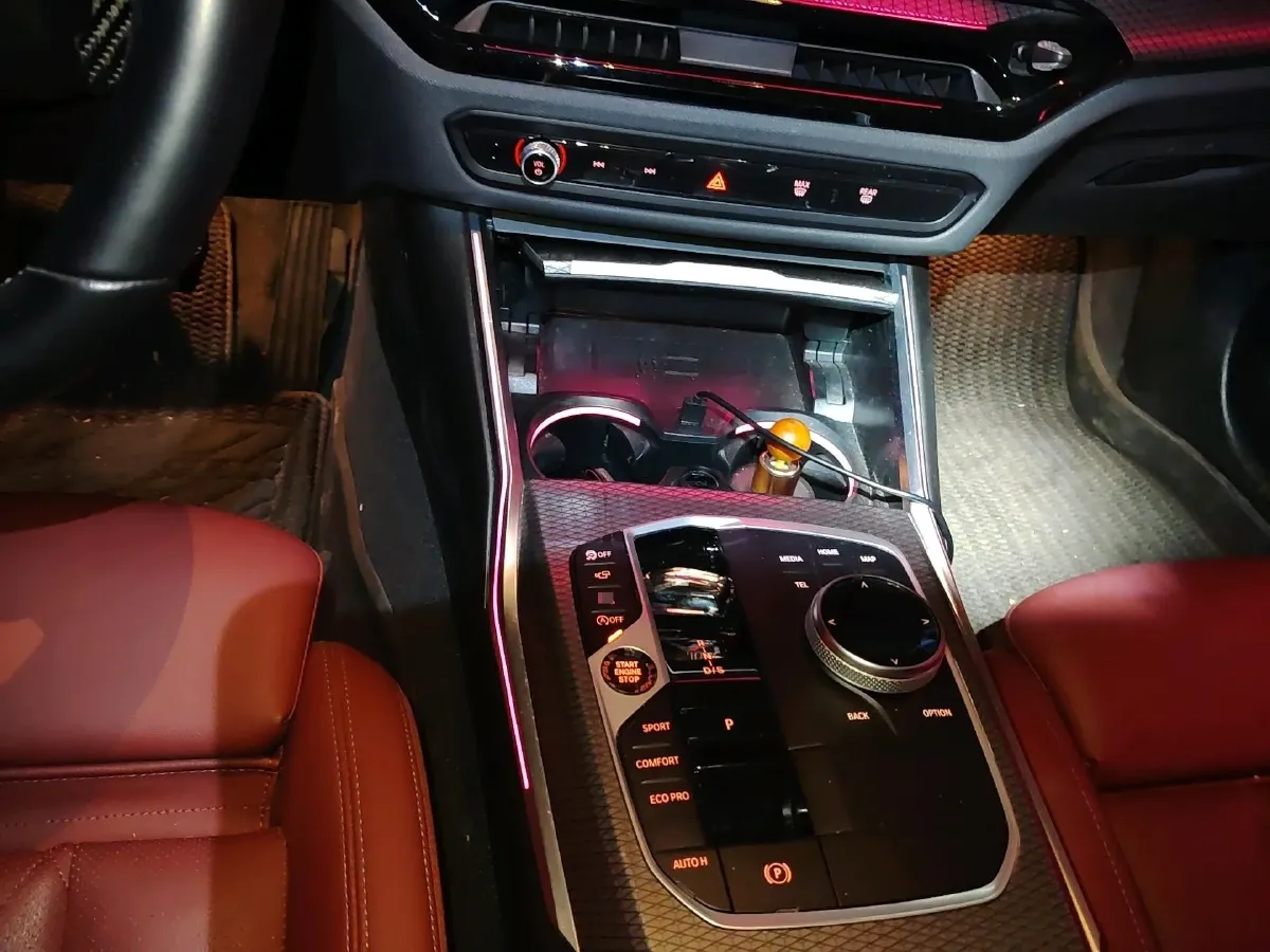 2025 BMW 3 Series 2.0T 245HP L4 8AT,autocango,china used car exporter,china ev exporter,chinese used car exporter,chinese used ev exporter