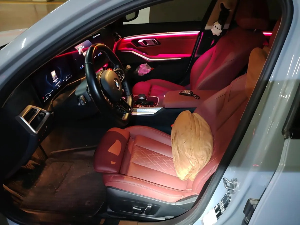 2025 BMW 3 Series 2.0T 245HP L4 8AT,autocango,china used car exporter,china ev exporter,chinese used car exporter,chinese used ev exporter