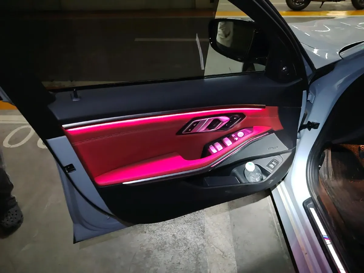 2025 BMW 3 Series 2.0T 245HP L4 8AT,autocango,china used car exporter,china ev exporter,chinese used car exporter,chinese used ev exporter