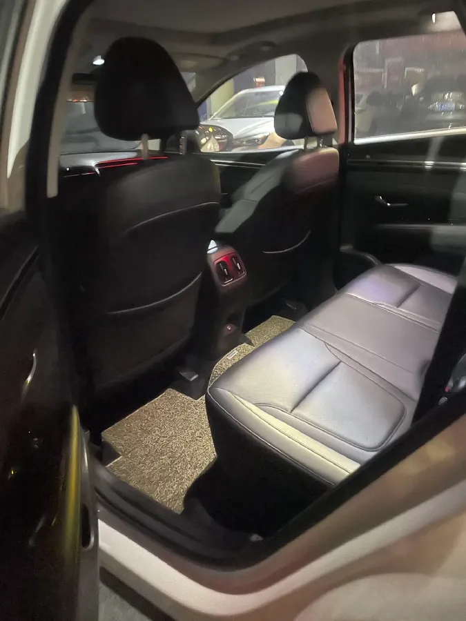 2021 Hyundai Tucson 1.5T 200HP L4 7DCT,autocango,china used car exporter,china ev exporter,chinese used car exporter,chinese used ev exporter