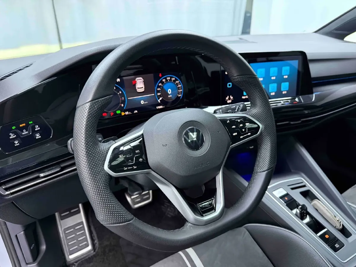 2023 Volkswagen Golf 1.4T 150HP L4 7DCT,autocango,china used car exporter,china ev exporter,chinese used car exporter,chinese used ev exporter