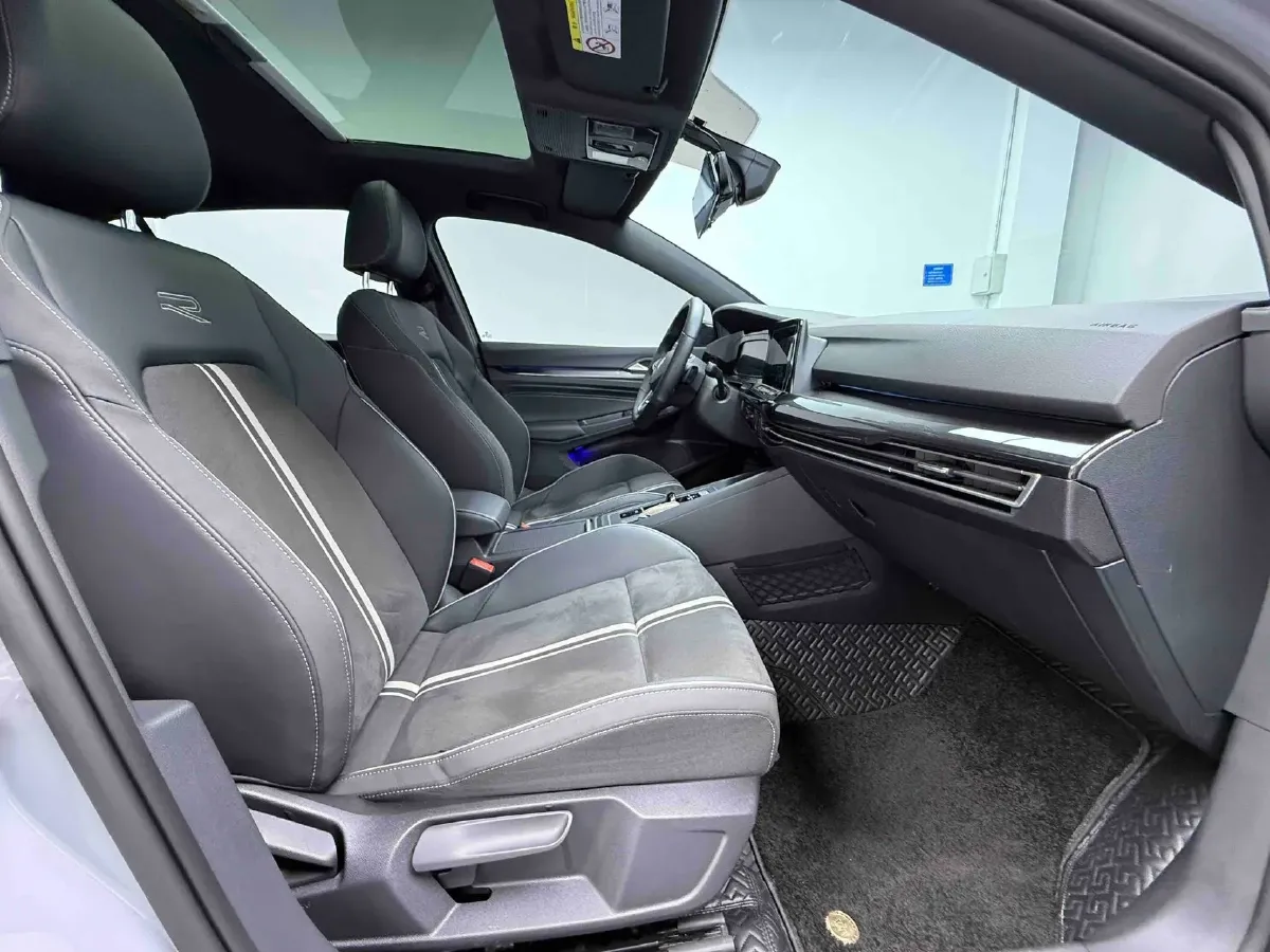 2023 Volkswagen Golf 1.4T 150HP L4 7DCT,autocango,china used car exporter,china ev exporter,chinese used car exporter,chinese used ev exporter