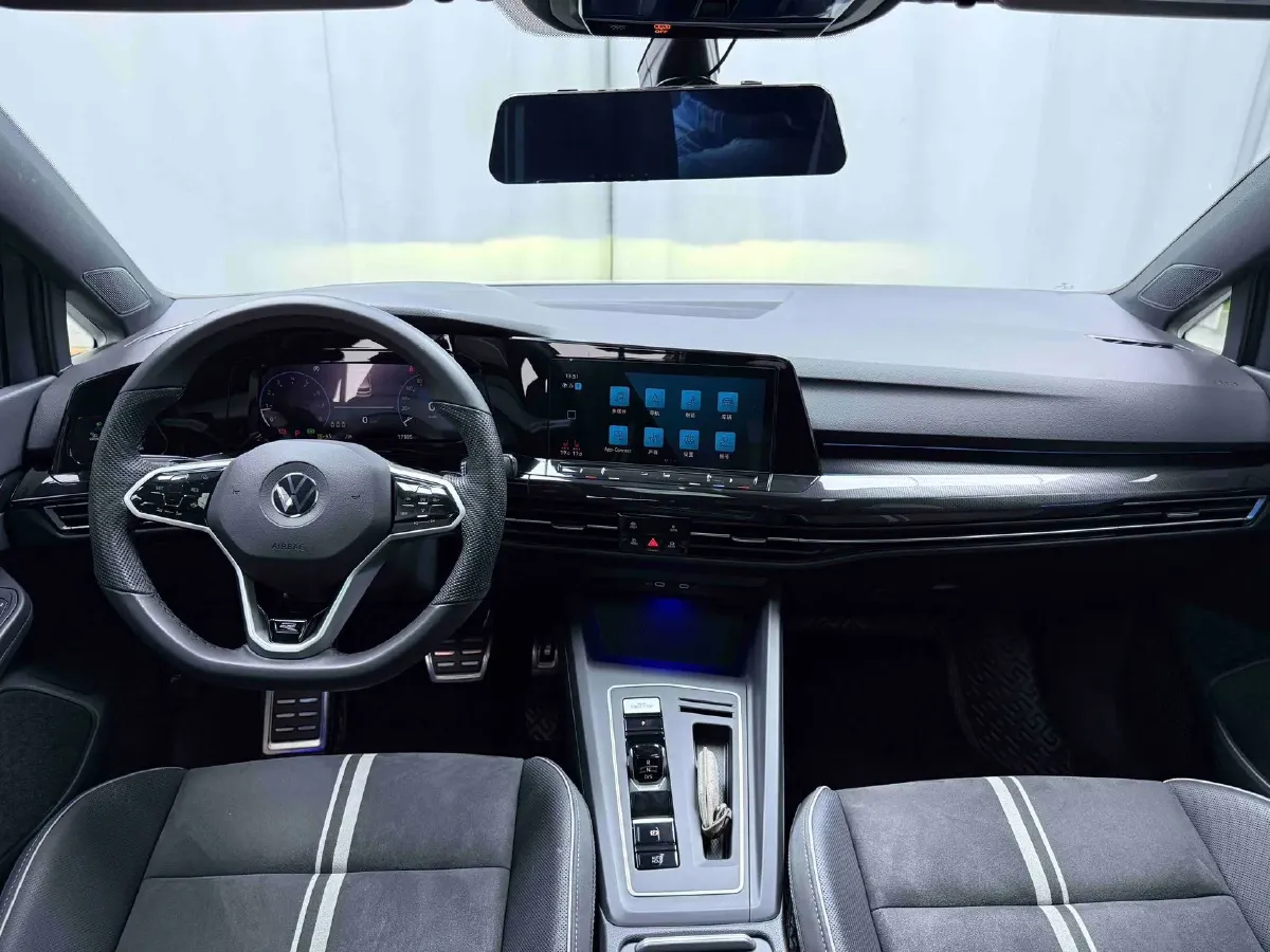 2023 Volkswagen Golf 1.4T 150HP L4 7DCT,autocango,china used car exporter,china ev exporter,chinese used car exporter,chinese used ev exporter