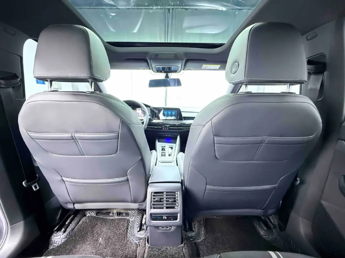 2023 Volkswagen Golf 1.4T 150HP L4 7DCT,autocango,china used car exporter,china ev exporter,chinese used car exporter,chinese used ev exporter