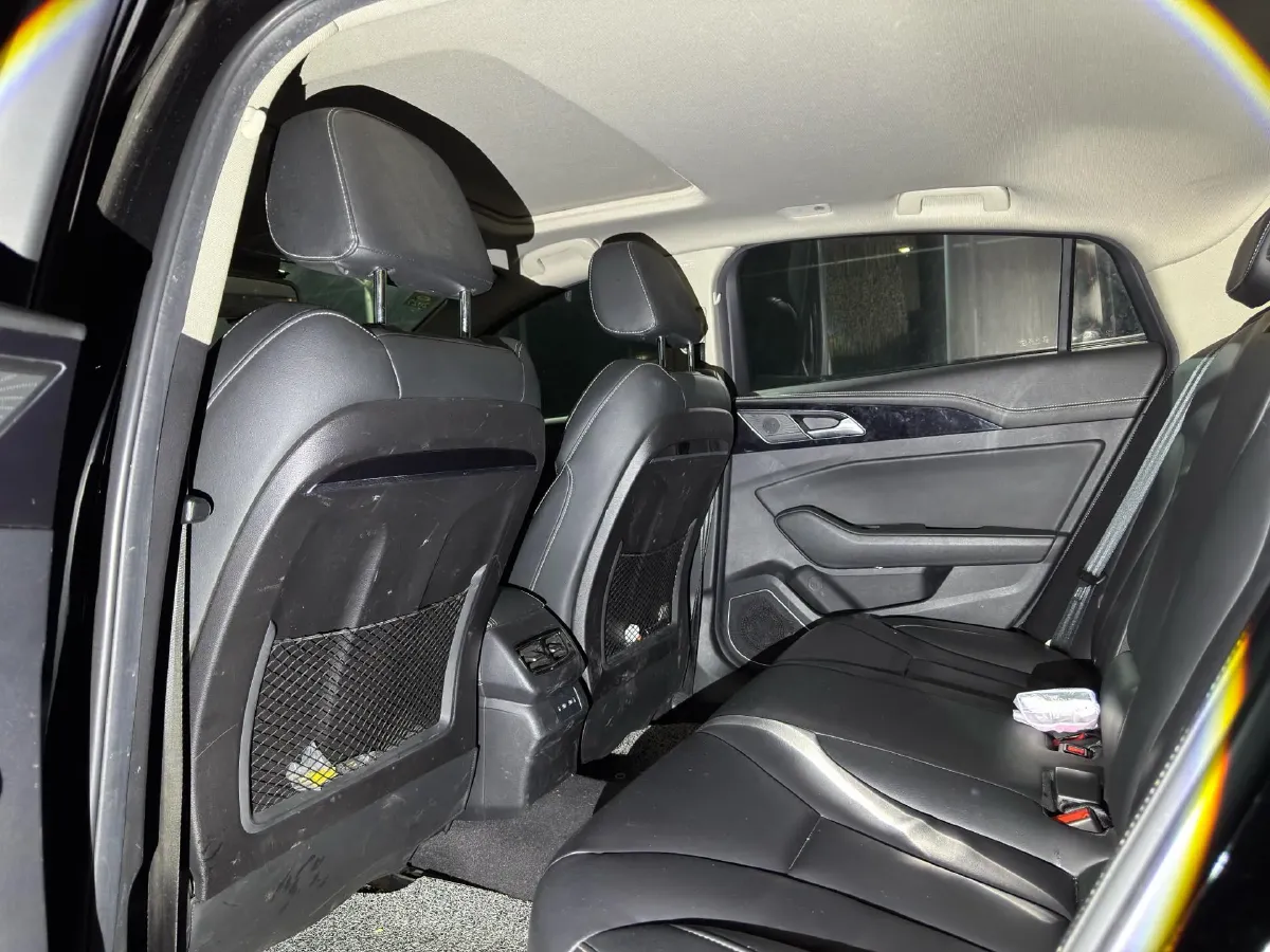 2019 HongQi H5 1.8T 180HP L4 6AT,autocango,china used car exporter,china ev exporter,chinese used car exporter,chinese used ev exporter