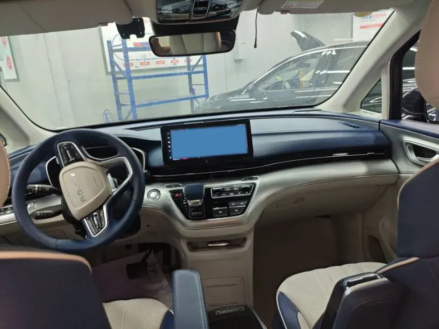 2022 Roewe iMAX8 2.0T 234HP L4 8AT,autocango,china used car exporter,china ev exporter,chinese used car exporter,chinese used ev exporter