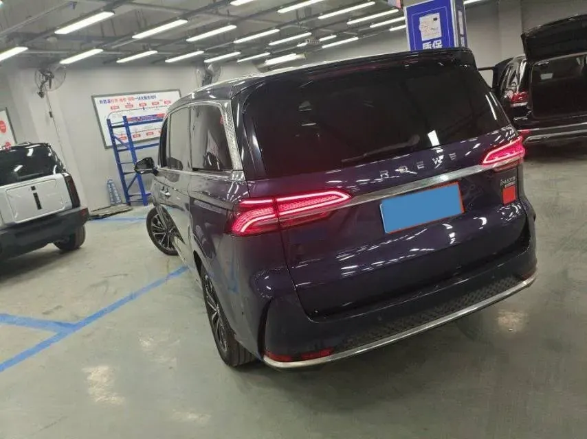 2022 Roewe iMAX8 2.0T 234HP L4 8AT,autocango,china used car exporter,china ev exporter,chinese used car exporter,chinese used ev exporter