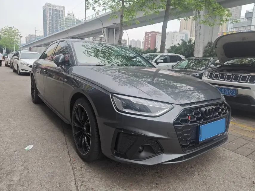 2024 Audi A4L 2.0T 190HP L4 7DCT,autocango,china used car exporter,china ev exporter,chinese used car exporter,chinese used ev exporter