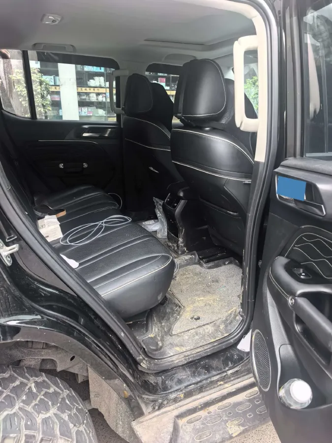 2023 Tank 300 2.0T 227HP L4 8AT,autocango,china used car exporter,china ev exporter,chinese used car exporter,chinese used ev exporter