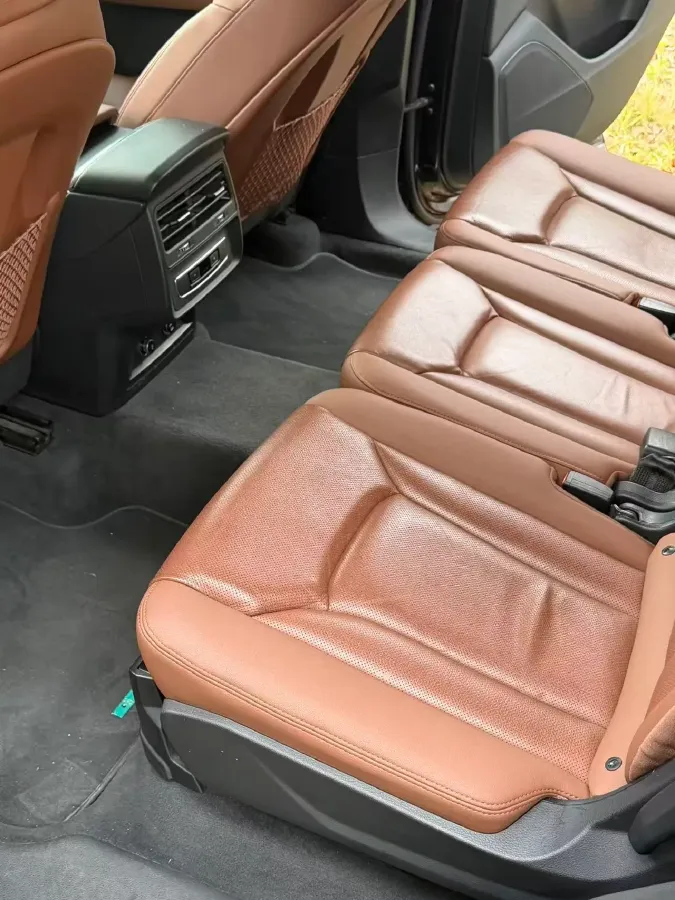 2022 Audi Q7 2.0T 245HP L4 8AT,autocango,china used car exporter,china ev exporter,chinese used car exporter,chinese used ev exporter