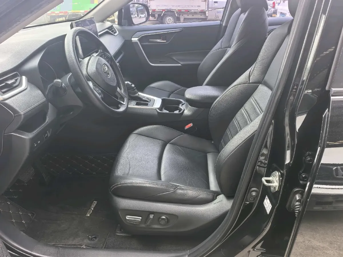 2020 Toyota Wildlander 2.0L 171HP L4 CVT,autocango,china used car exporter,china ev exporter,chinese used car exporter,chinese used ev exporter