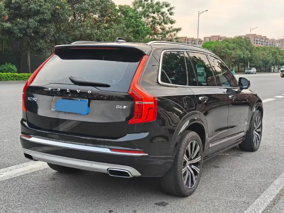 2020 Volvo XC90 2.0T 310HP L4 8AT,autocango,china used car exporter,china ev exporter,chinese used car exporter,chinese used ev exporter