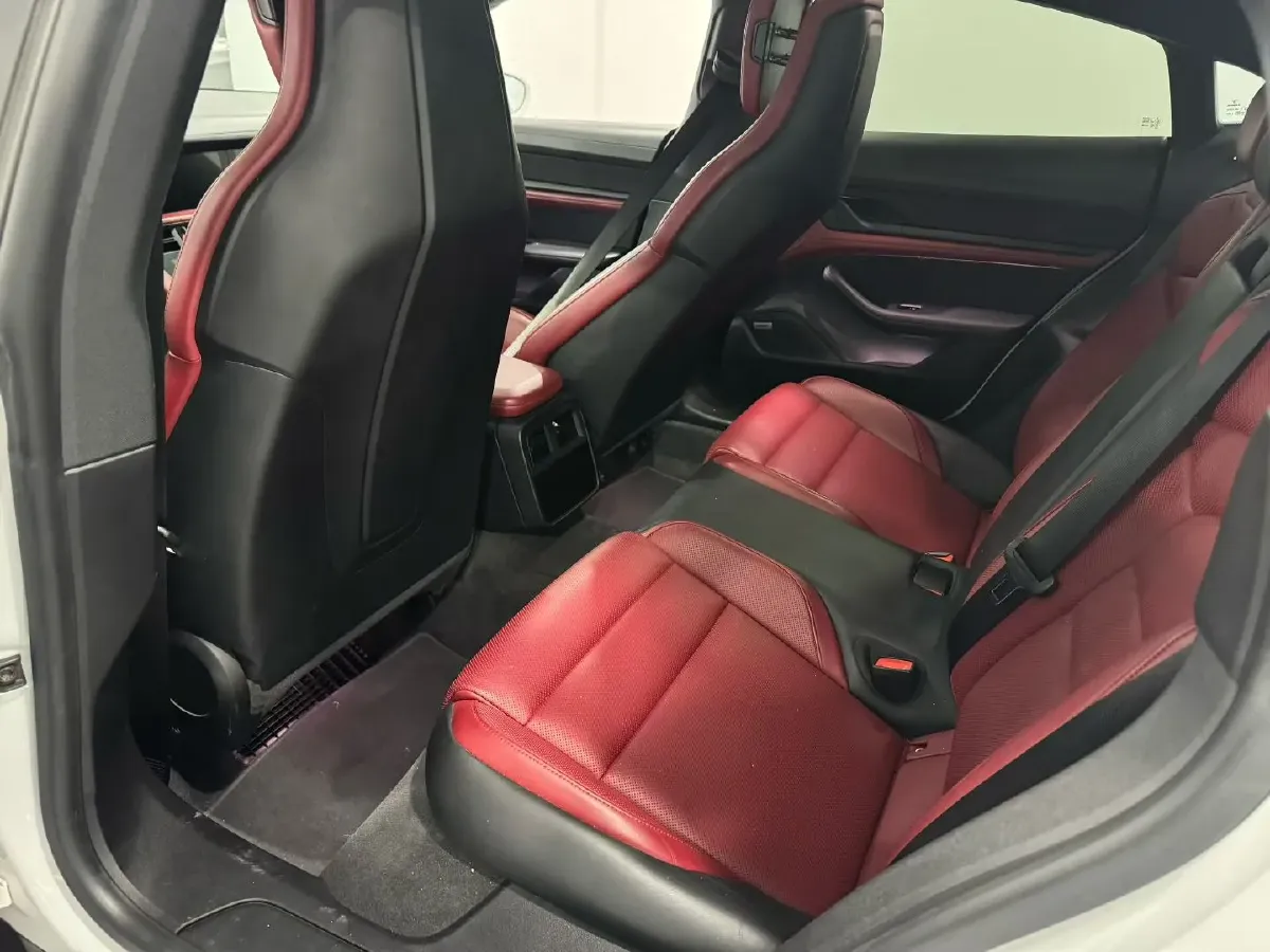 2022 Porsche Taycan 2AT BEV 79.2KWH,autocango,china used car exporter,china ev exporter,chinese used car exporter,chinese used ev exporter