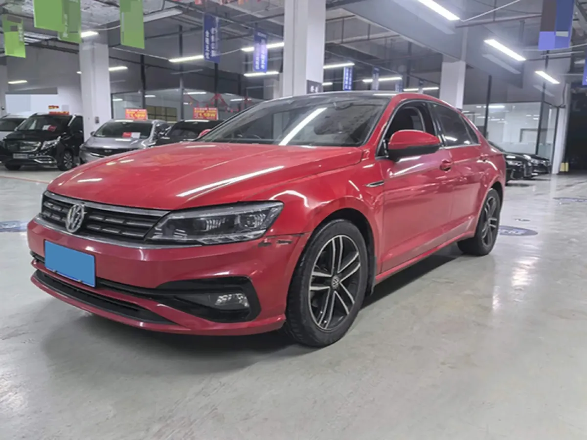 2019 Volkswagen Passat 1.4T 150HP L4 7DCT,autocango,china used car exporter,china ev exporter,chinese used car exporter,chinese used ev exporter