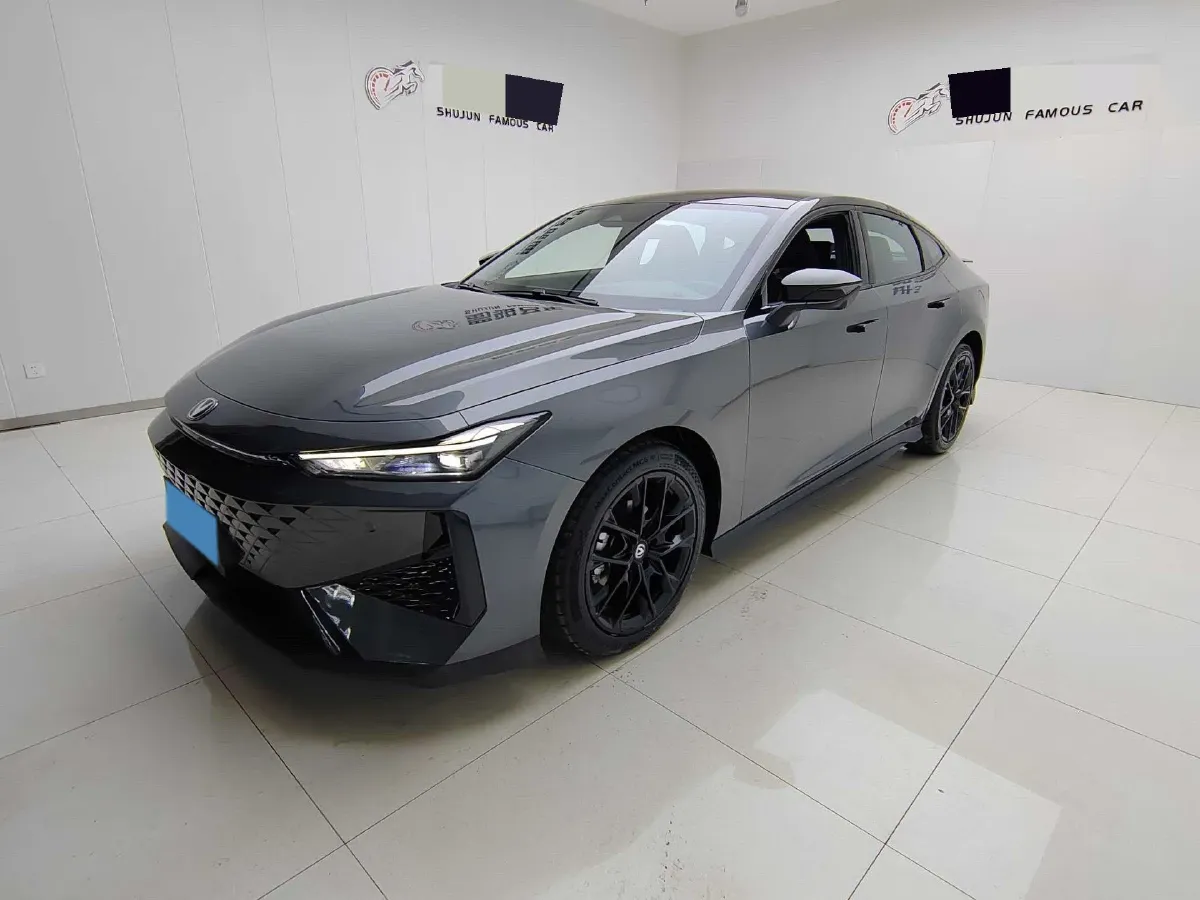 2024 ChangAn UNI-V 1.5T 188HP L4 7DCT,autocango,china used car exporter,china ev exporter,chinese used car exporter,chinese used ev exporter