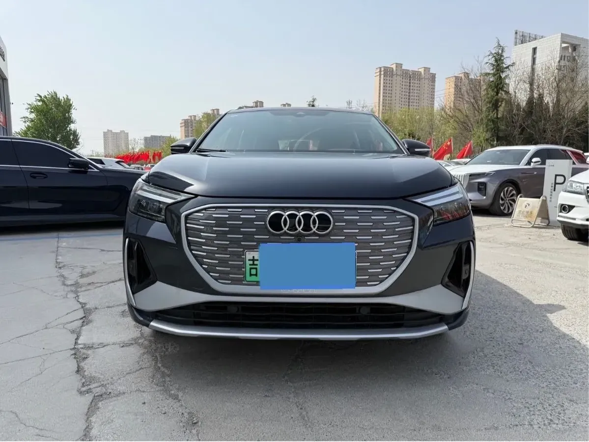 2024 Audi Q4 e-tron BEV 84.8KWH,autocango,china used car exporter,china ev exporter,chinese used car exporter,chinese used ev exporter
