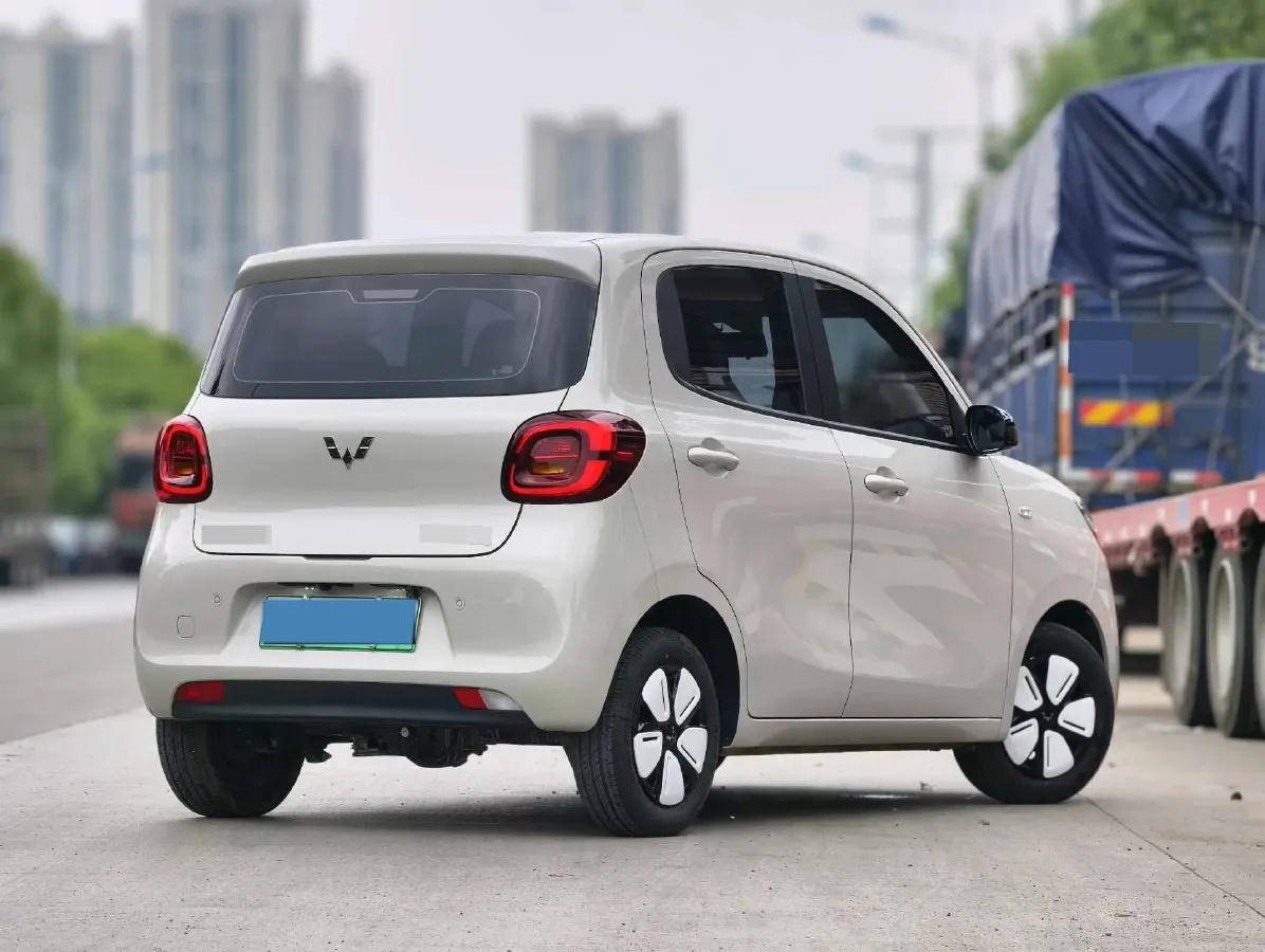 2025 WuLing HongGuang MINI EV BEV 16.2KWH,autocango,china used car exporter,china ev exporter,chinese used car exporter,chinese used ev exporter