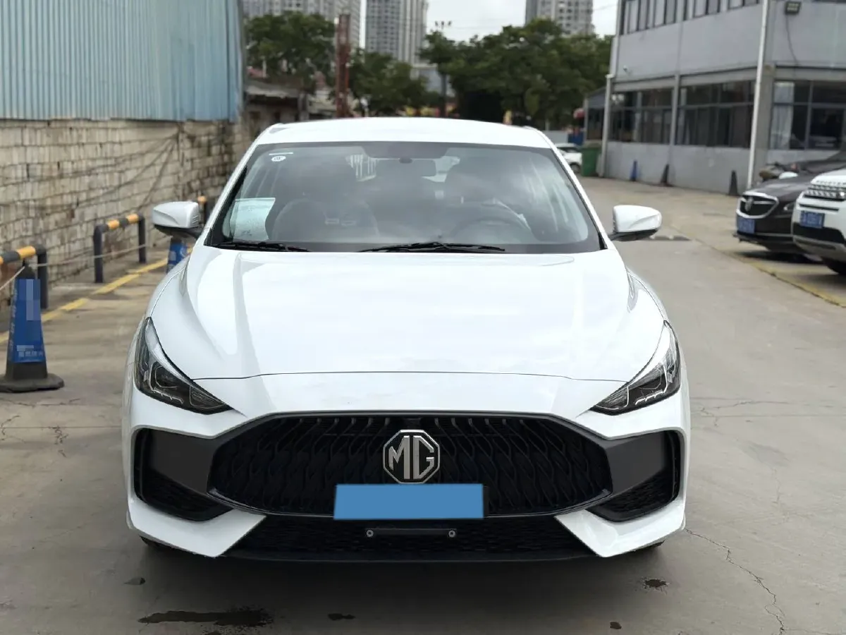 2023 MG 5 1.5L 129HP L4 5MT,autocango,china used car exporter,china ev exporter,chinese used car exporter,chinese used ev exporter