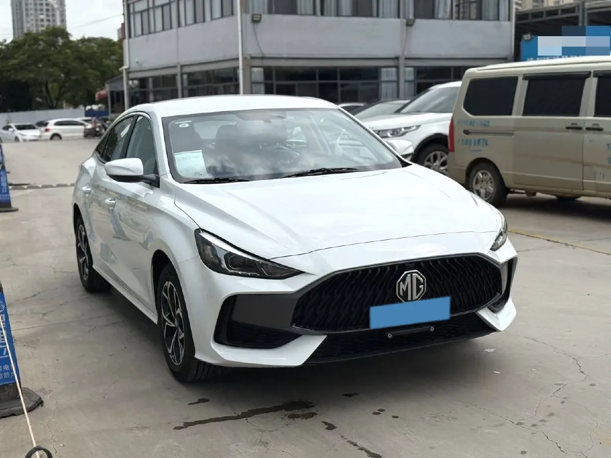 2023 MG 5 1.5L 129HP L4 5MT,autocango,china used car exporter,china ev exporter,chinese used car exporter,chinese used ev exporter