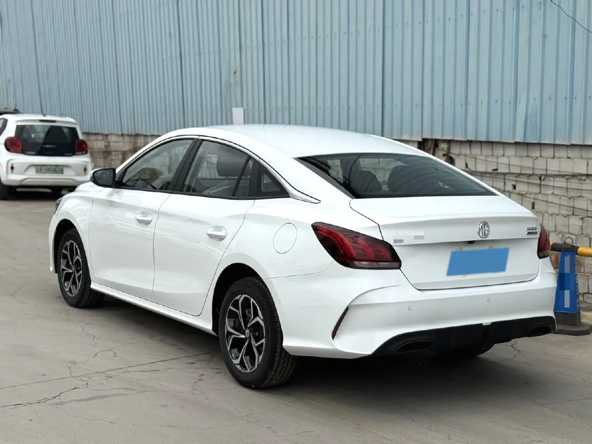 2023 MG 5 1.5L 129HP L4 5MT,autocango,china used car exporter,china ev exporter,chinese used car exporter,chinese used ev exporter