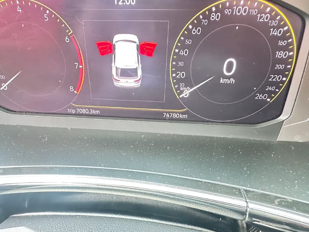 2020 Volkswagen Tayron X 2.0T 186HP L4 7DCT,autocango,china used car exporter,china ev exporter,chinese used car exporter,chinese used ev exporter