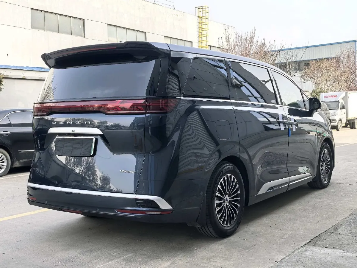 2024 Denza D9 1.5T 139HP L4 E-CVT PHEV 20.39KWH,autocango,china used car exporter,china ev exporter,chinese used car exporter,chinese used ev exporter