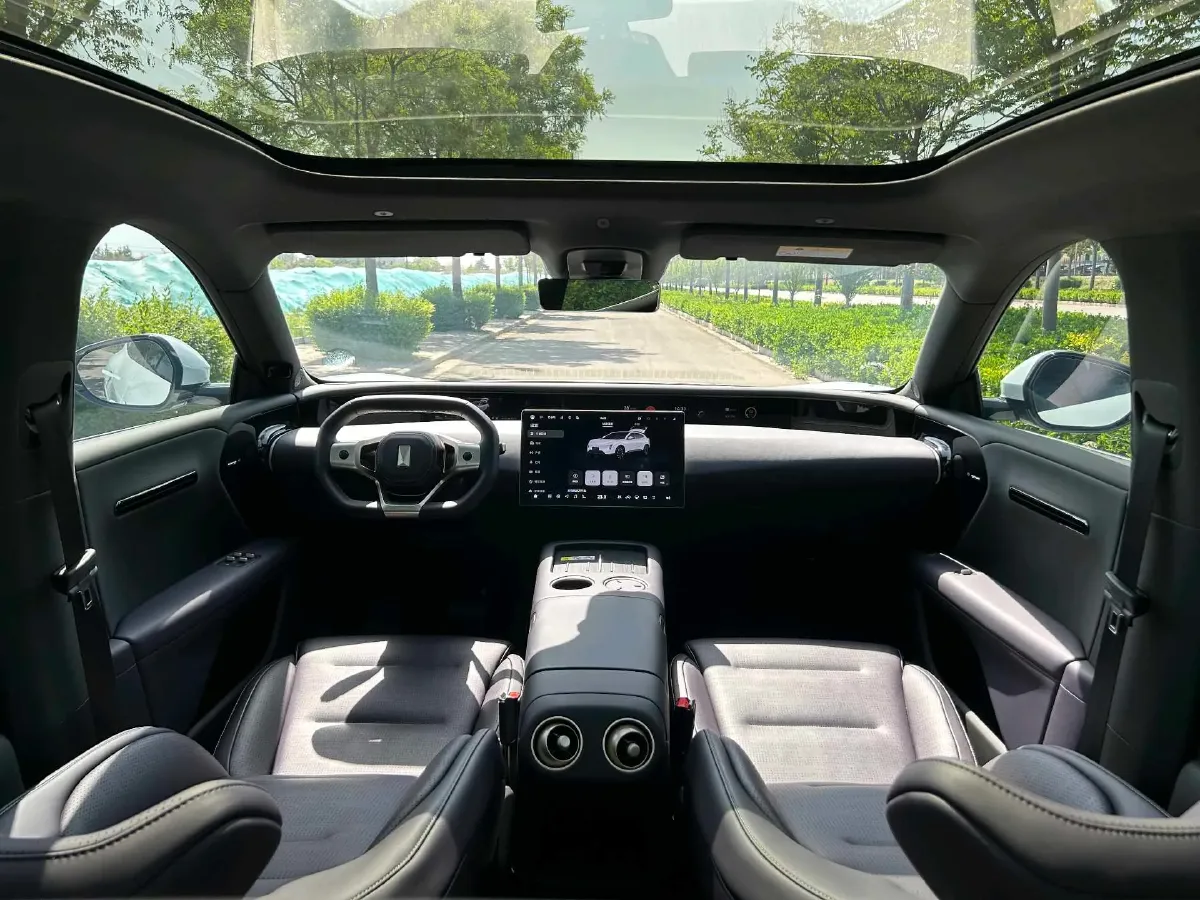 2024 Avatr 07 BEV 82.16KWH,autocango,china used car exporter,china ev exporter,chinese used car exporter,chinese used ev exporter