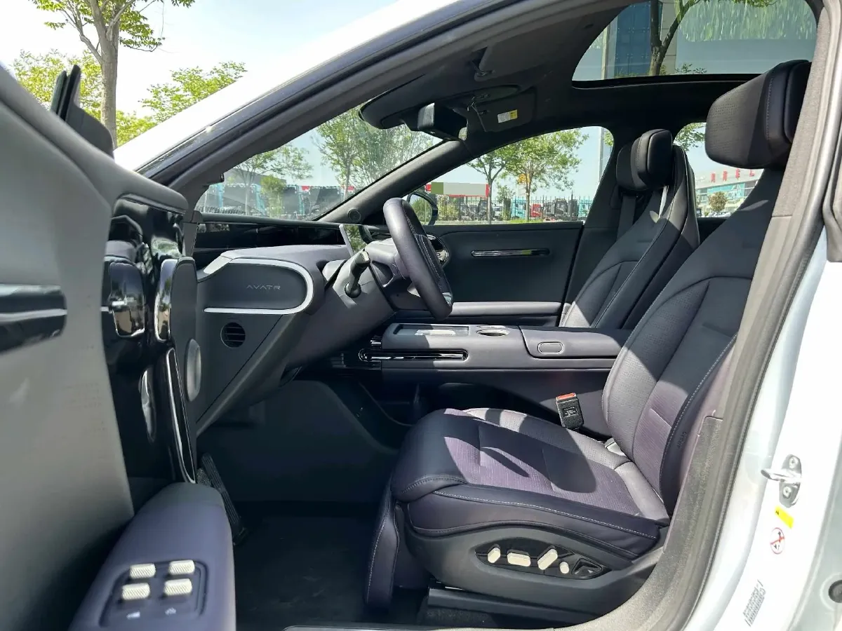 2024 Avatr 07 BEV 82.16KWH,autocango,china used car exporter,china ev exporter,chinese used car exporter,chinese used ev exporter