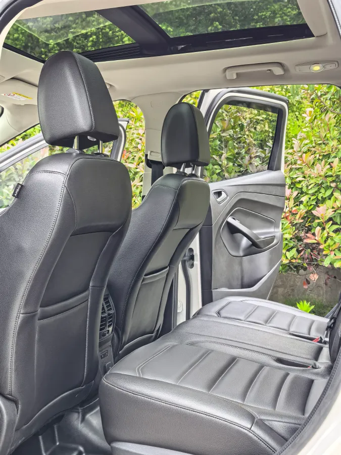 2018 Ford Kuga 1.5T 181HP L4 6AT,autocango,china used car exporter,china ev exporter,chinese used car exporter,chinese used ev exporter