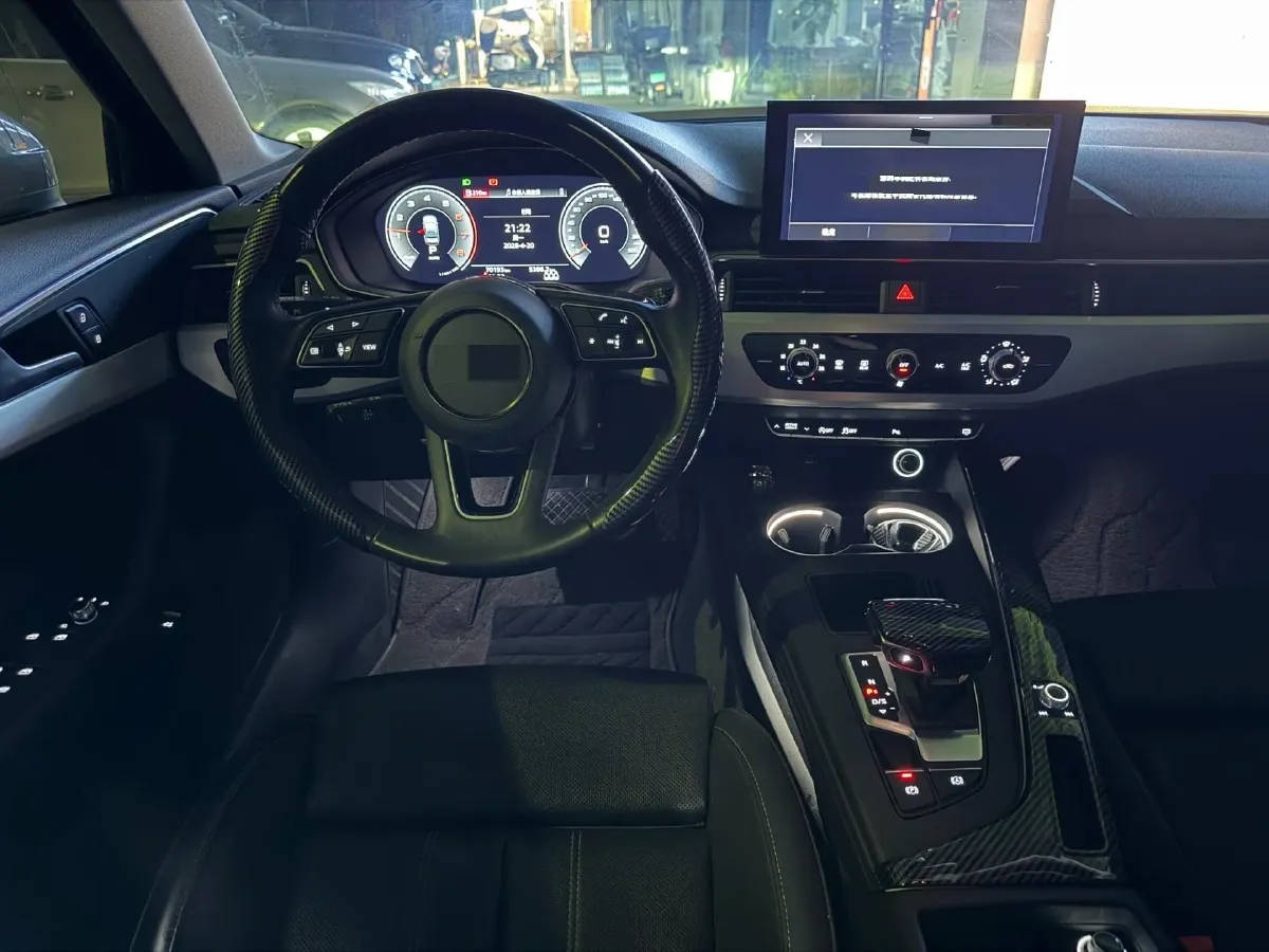 2023 Audi A4L 2.0T 190HP L4 7DCT,autocango,china used car exporter,china ev exporter,chinese used car exporter,chinese used ev exporter