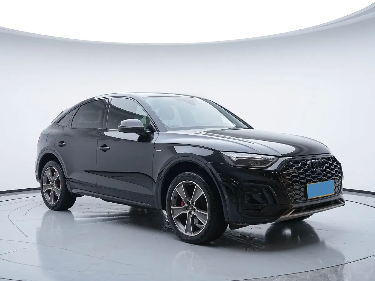 2023 Audi Q5L Sportback 2.0T 190HP L4 7DCT,autocango,china used car exporter,china ev exporter,chinese used car exporter,chinese used ev exporter