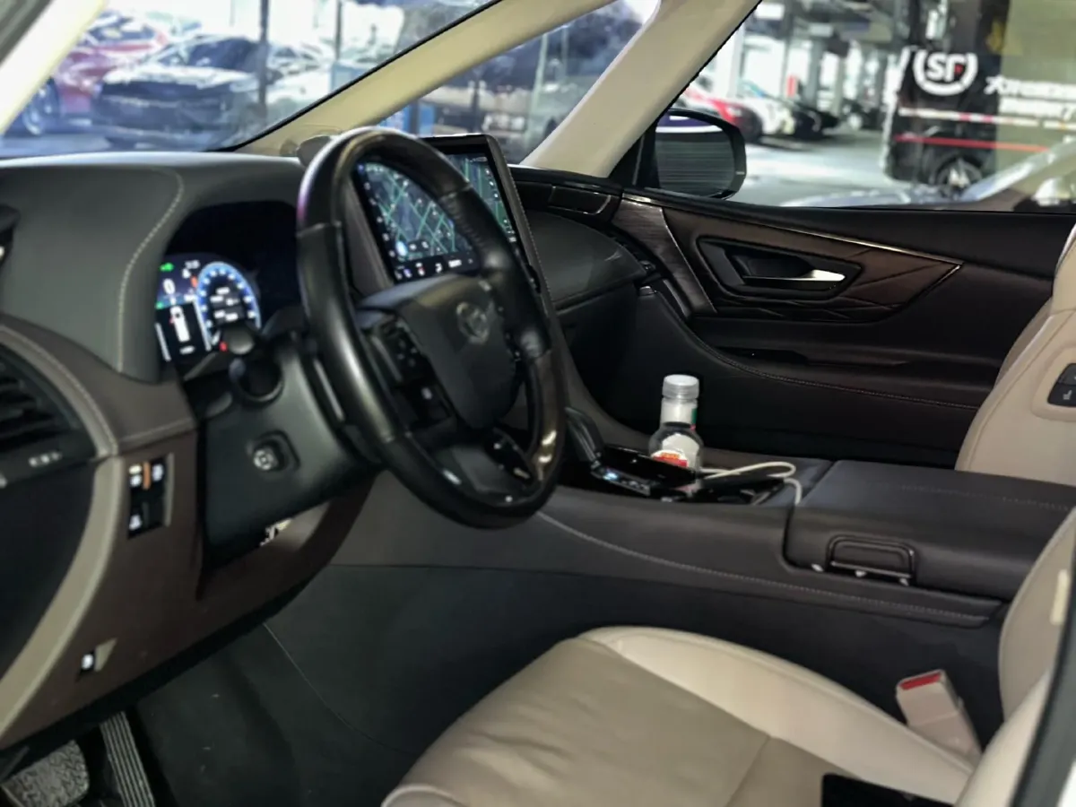 2024 Toyota Alphard 2.5L 190HP L4 E-CVT Hybrid,autocango,china used car exporter,china ev exporter,chinese used car exporter,chinese used ev exporter