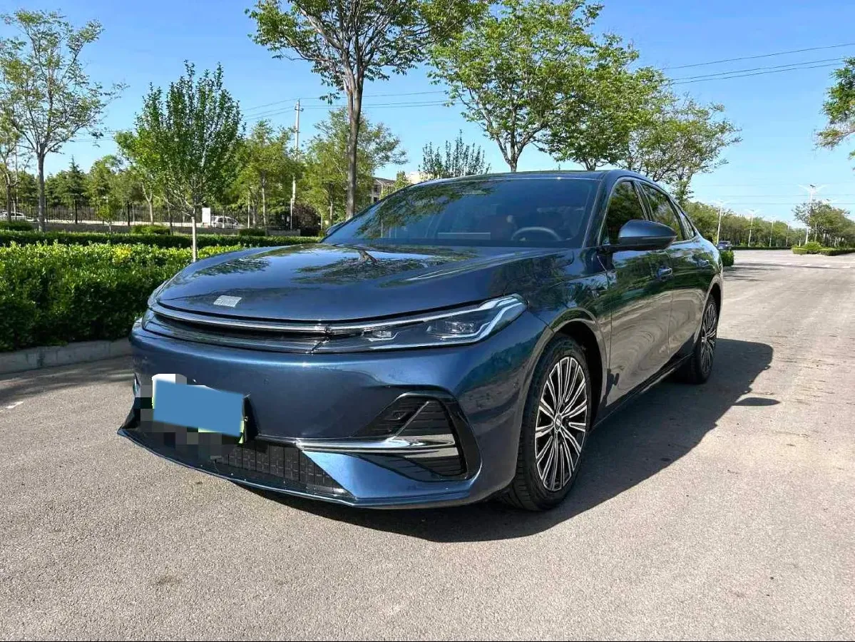 2025 Geely Galaxy A7 1.5L 112HP L4 1DHT PHEV,autocango,china used car exporter,china ev exporter,chinese used car exporter,chinese used ev exporter