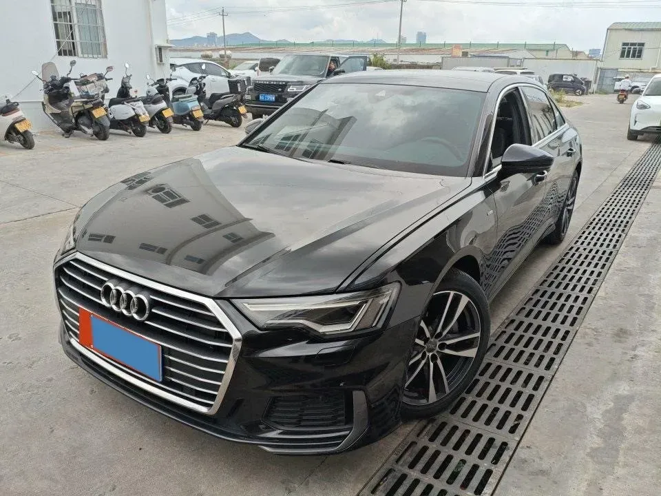 2020 Audi A6L 2.0T 190HP L4 7DCT,autocango,china used car exporter,china ev exporter,chinese used car exporter,chinese used ev exporter