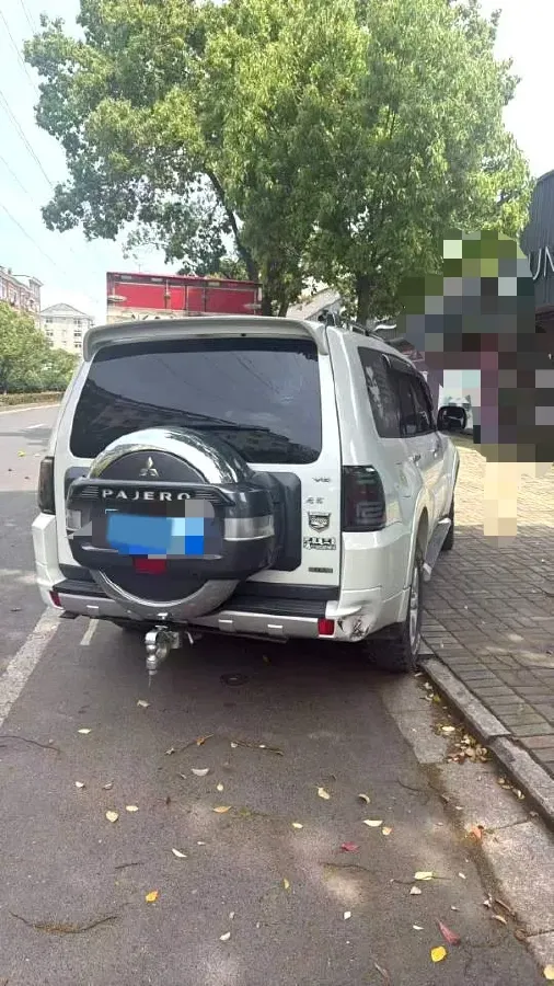 2016 Mitsubishi Pajero 3.0L 174HP V6 5AT,autocango,china used car exporter,china ev exporter,chinese used car exporter,chinese used ev exporter