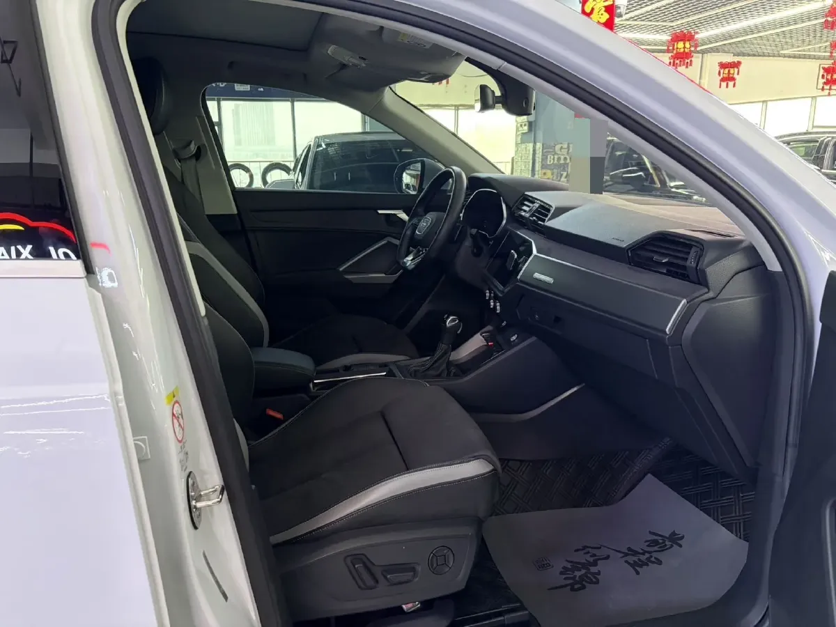 2022 Audi Q3 1.4T 150HP L4 7DCT,autocango,china used car exporter,china ev exporter,chinese used car exporter,chinese used ev exporter