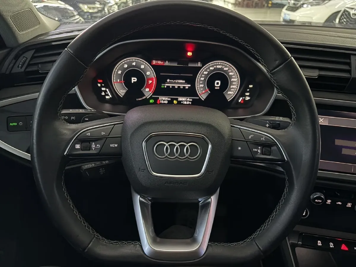 2022 Audi Q3 1.4T 150HP L4 7DCT,autocango,china used car exporter,china ev exporter,chinese used car exporter,chinese used ev exporter